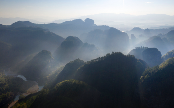 山外山，是什么模樣？